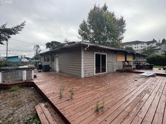 House for sale in North Bend, Oregon