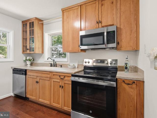 House for sale in Little River Hills, Fairfax