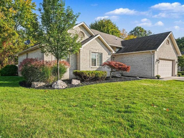 House for sale in Willow Creek, New Baltimore