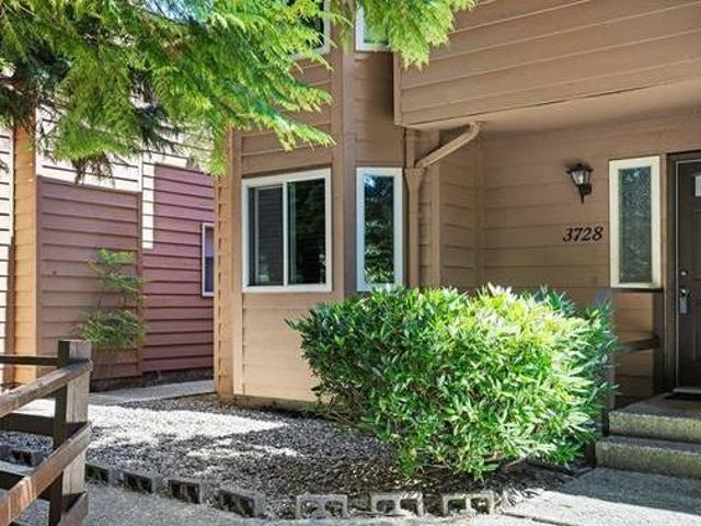 House for sale in Clayoquot, British Columbia