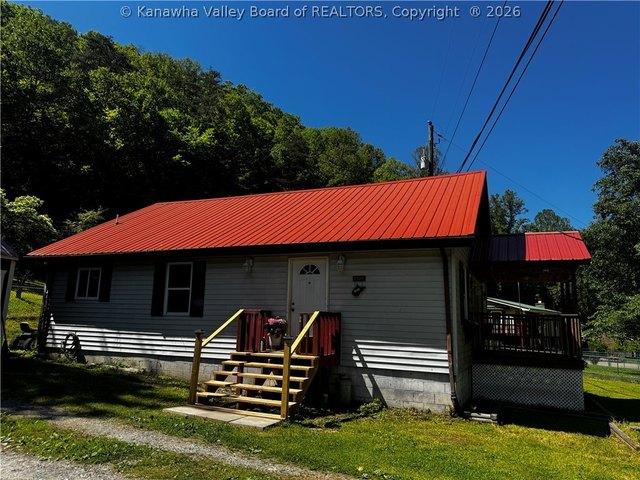 House for sale in Chapmanville, West Virginia