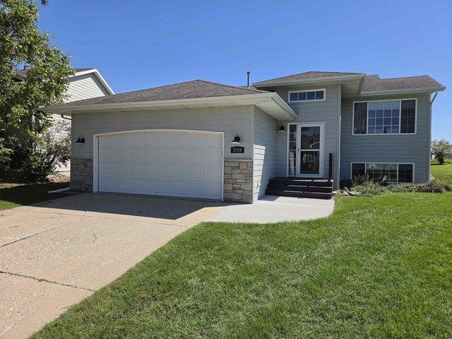 House for sale in Spirit Lake, Iowa