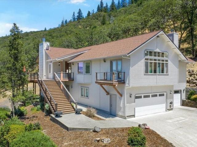 House for sale in Ashland, Jackson County