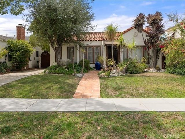 House for sale in Long Beach, California