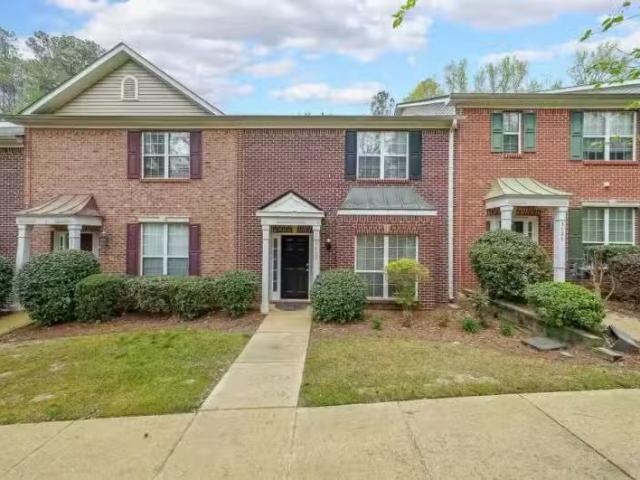 Condo for sale in Kennesaw