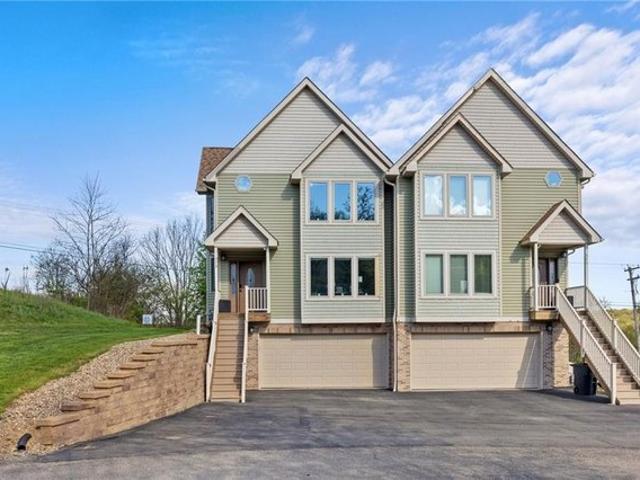 Townhouse for sale in Beaver, Pennsylvania
