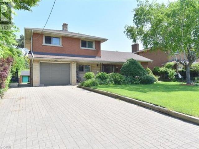 House for sale in Ancaster, Ontario