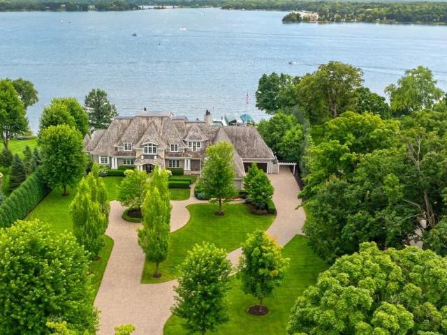House for sale in Hennepin, Minnesota