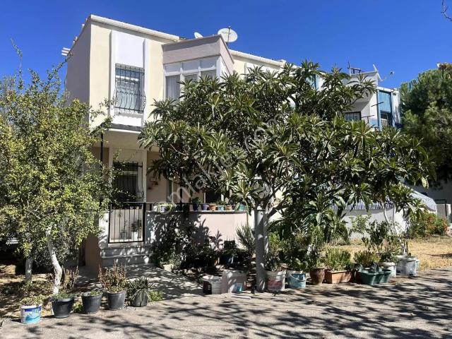 Aliağa, İzmir içerisinde satılık Villa