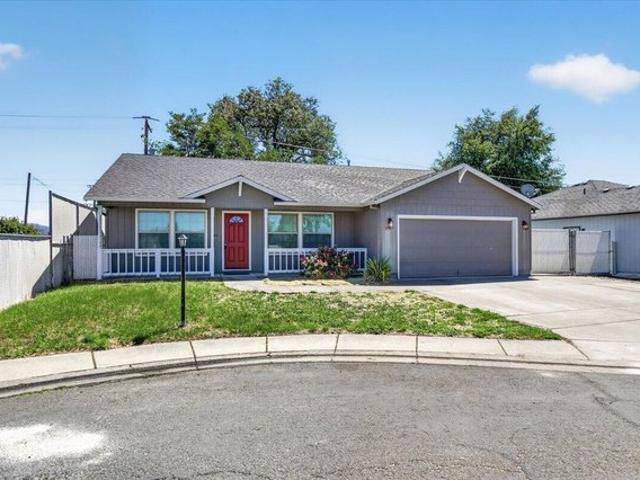 House for sale in Oregonia