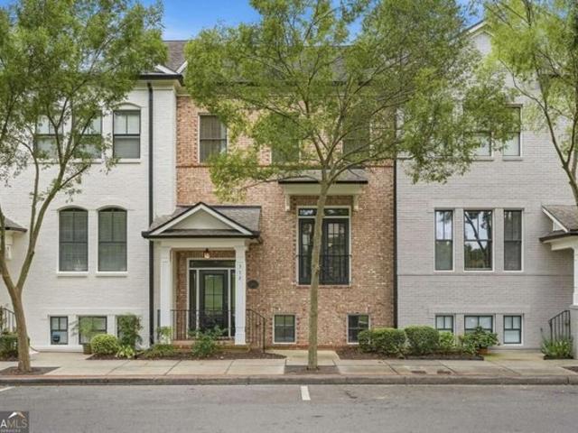 Townhouse for sale in Suwanee, Gwinnett County