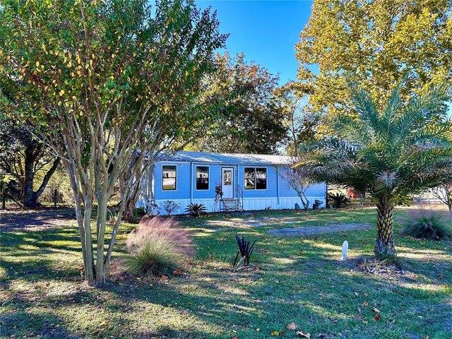 House for sale in Fort White, Florida