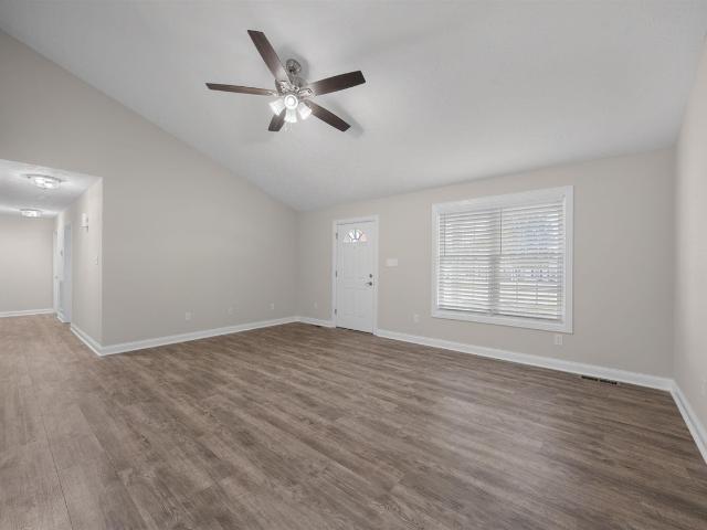 House for sale in Bowling Green, Warren County