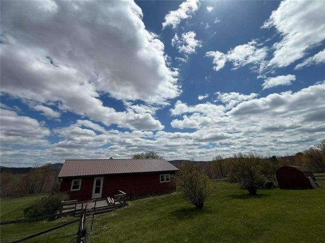 House for sale in Harpersfield, New York