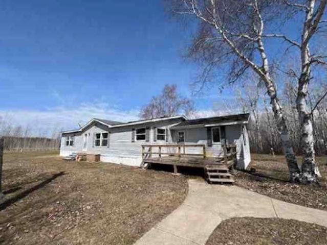 House for sale in Warroad, Minnesota