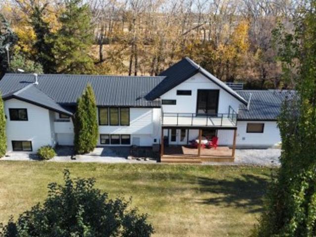 House for sale in Alberta
