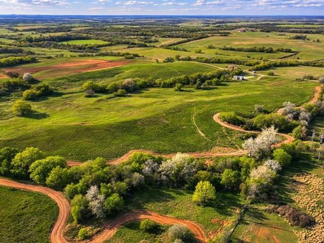 Farm for sale in Ninnekah, Oklahoma