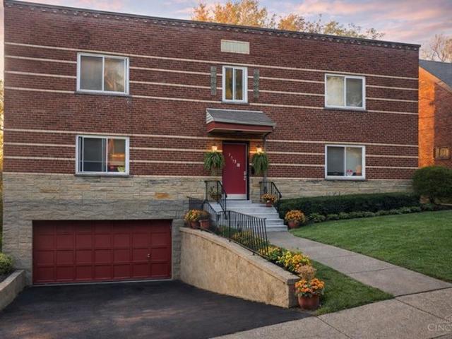 House for sale in Avondale, Roselawn