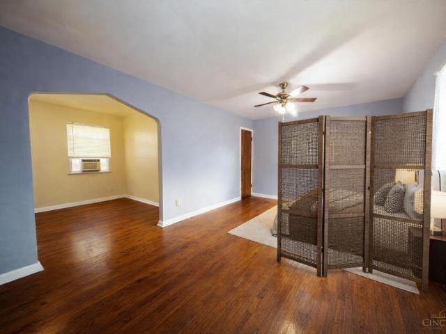 House for sale in Avondale, Roselawn
