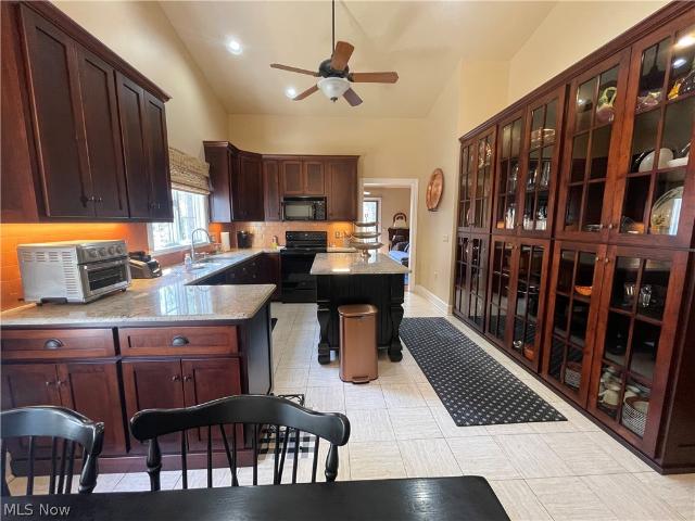 Condo for sale in Canfield, Ohio