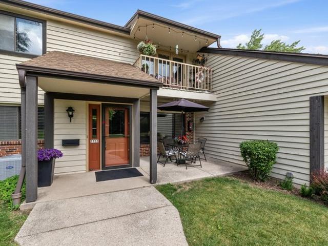 Condo for sale in Greenfield Park, Wisconsin