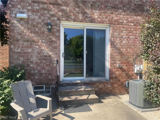 Condo for sale in Willoughby, Ohio