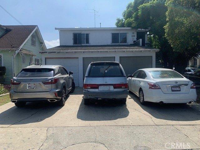 Townhouse for sale in Canoga Park, California