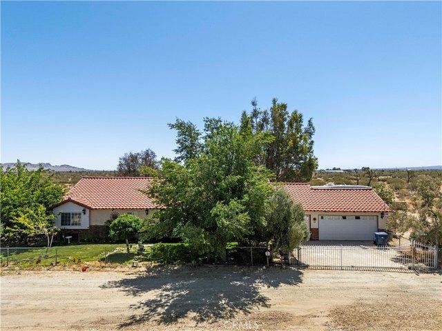 House for sale in Littlerock, California
