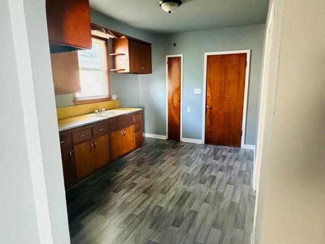 Apartment for rent in Arlington Heights, Milwaukee