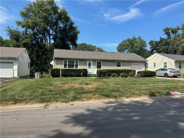 House for sale in Chouteau Estates, Kansas City