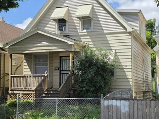 House for sale in Milwaukee, Wisconsin