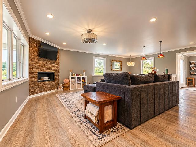 House for sale in Hideaway Acres, Gallipolis
