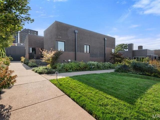 House for sale in Saint Louis, Missouri