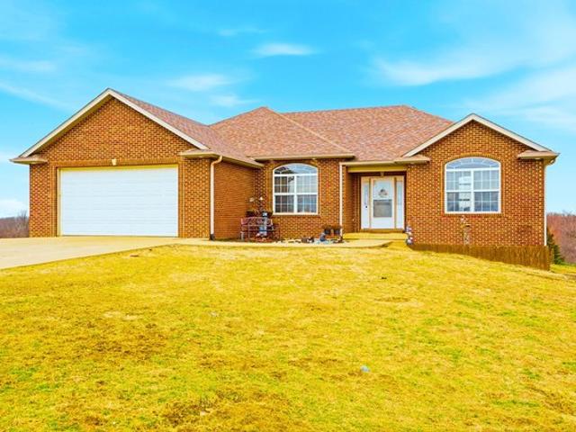 House for sale in Harrisburg, Boone County