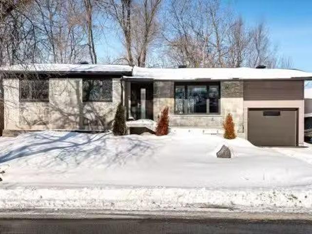 House for sale in Beaconsfield, Quebec