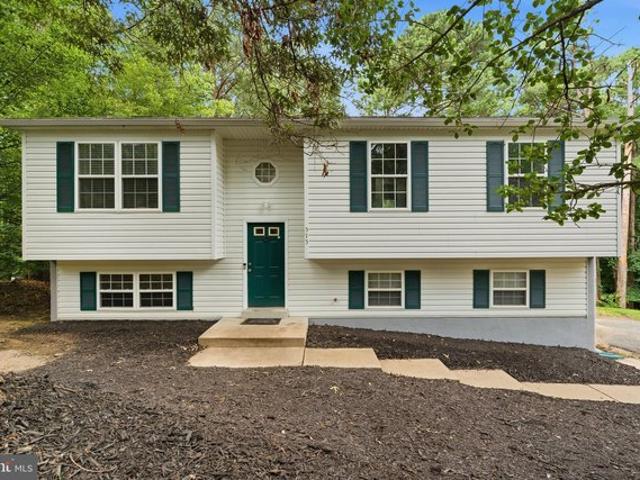 House for sale in Lusby, Maryland