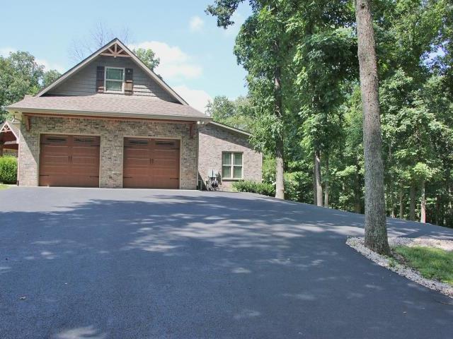 House for sale in Oakland, Kentucky