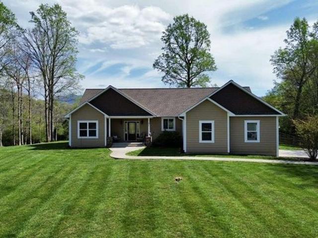 House for sale in Young Harris, Georgia