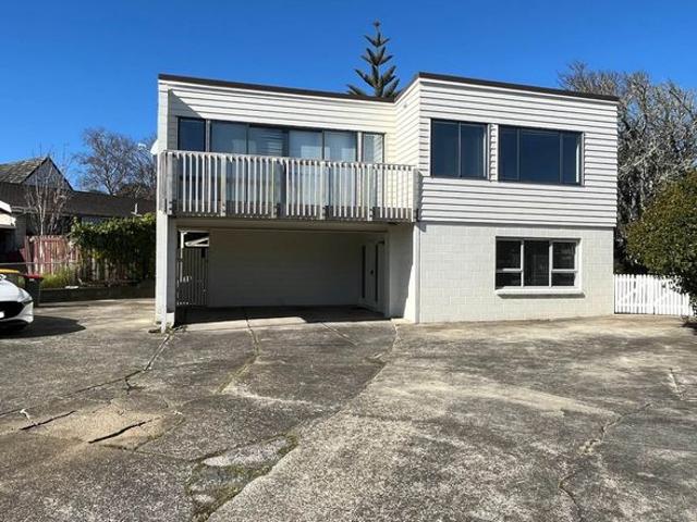 House for rent in Howick, Oroua County