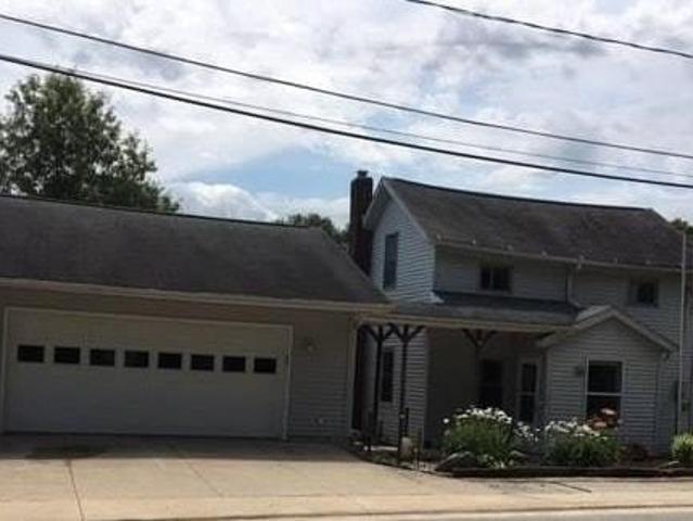 House for sale in Roanoke, Indiana