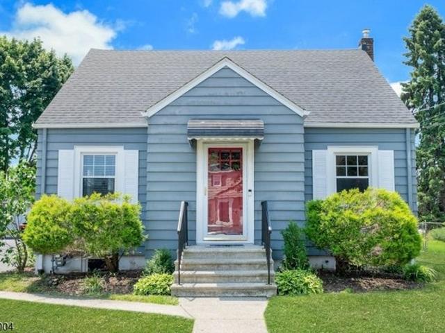 House for sale in Passaic, New Jersey