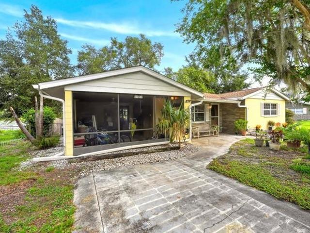 House for sale in Umatilla, Florida