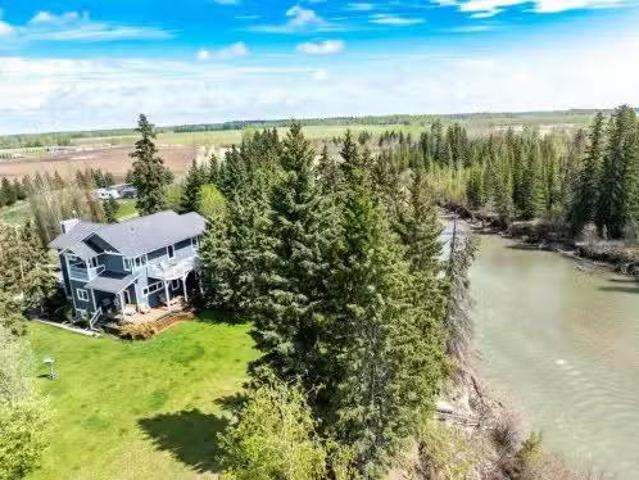 House for sale in Alberta
