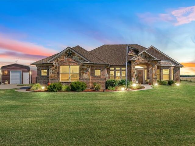 House for sale in Hunt, Texas