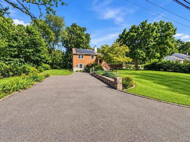 House for sale in Cortlandt Manor, New York