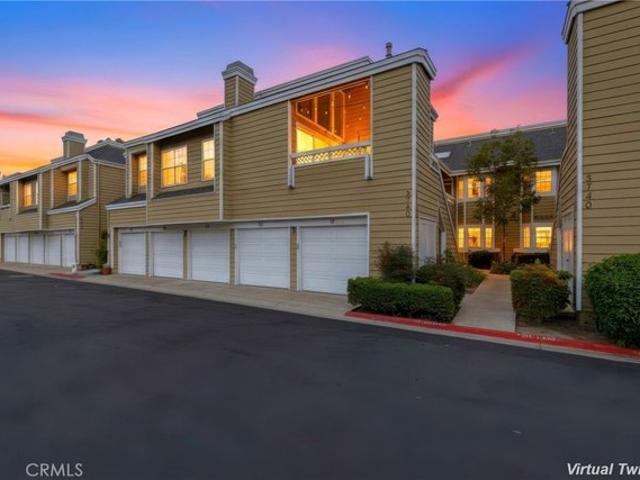 Condo for sale in Santa Ana, Orange County