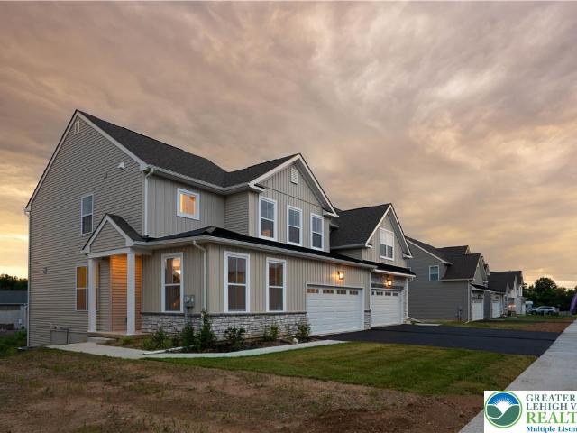 House for sale in Centreville, Lower Macungie Township