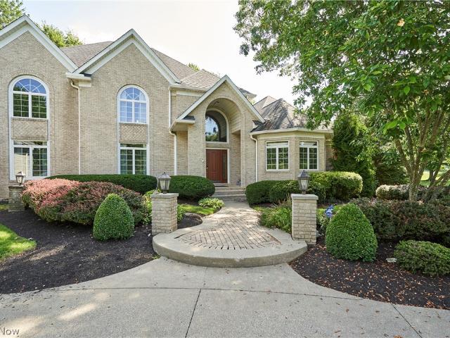 House for sale in Summit, Ohio