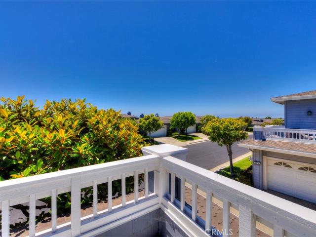 Condo for sale in Corona Del Mar, California