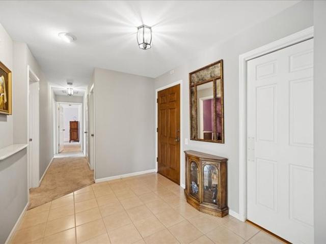 Condo for sale in Northbrook, Illinois